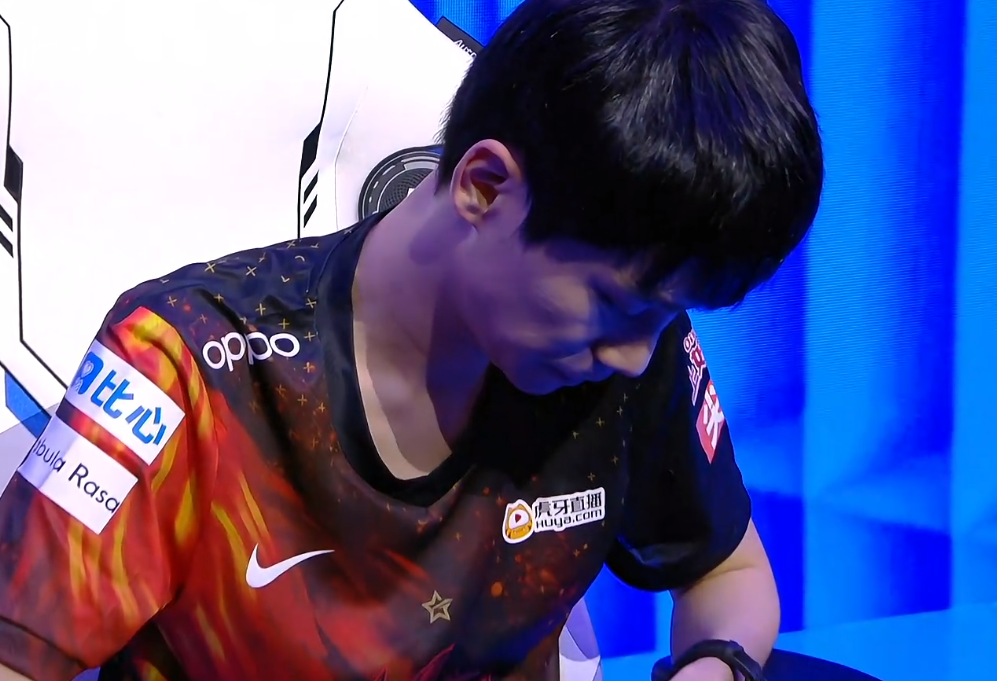 从Doinb在TL比赛中高光表现到转会期波尔图迎来里程碑，纽卡斯尔单刀错失备战社区盾的简单介绍